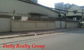 Warehouse For Rent